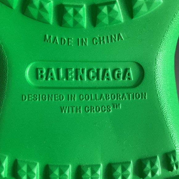 Balenciaga Crocs Edition Slides - Picture 11 of 14